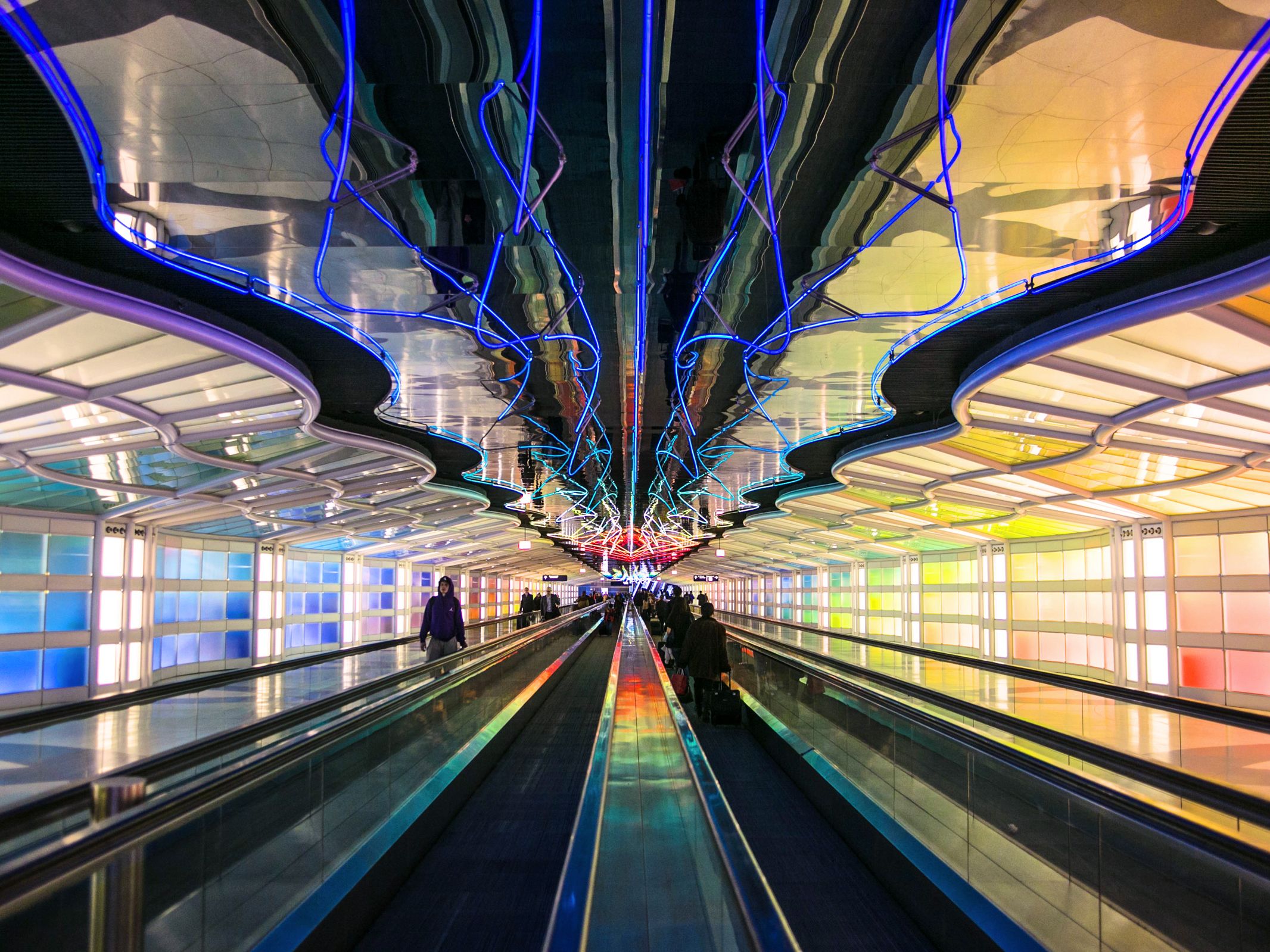 How can airport interior design help people move around? See smart ideas to make airports easy to get through!