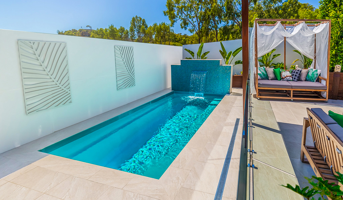 Affordable swimming pool murals ideas get cheap great looks for your pool