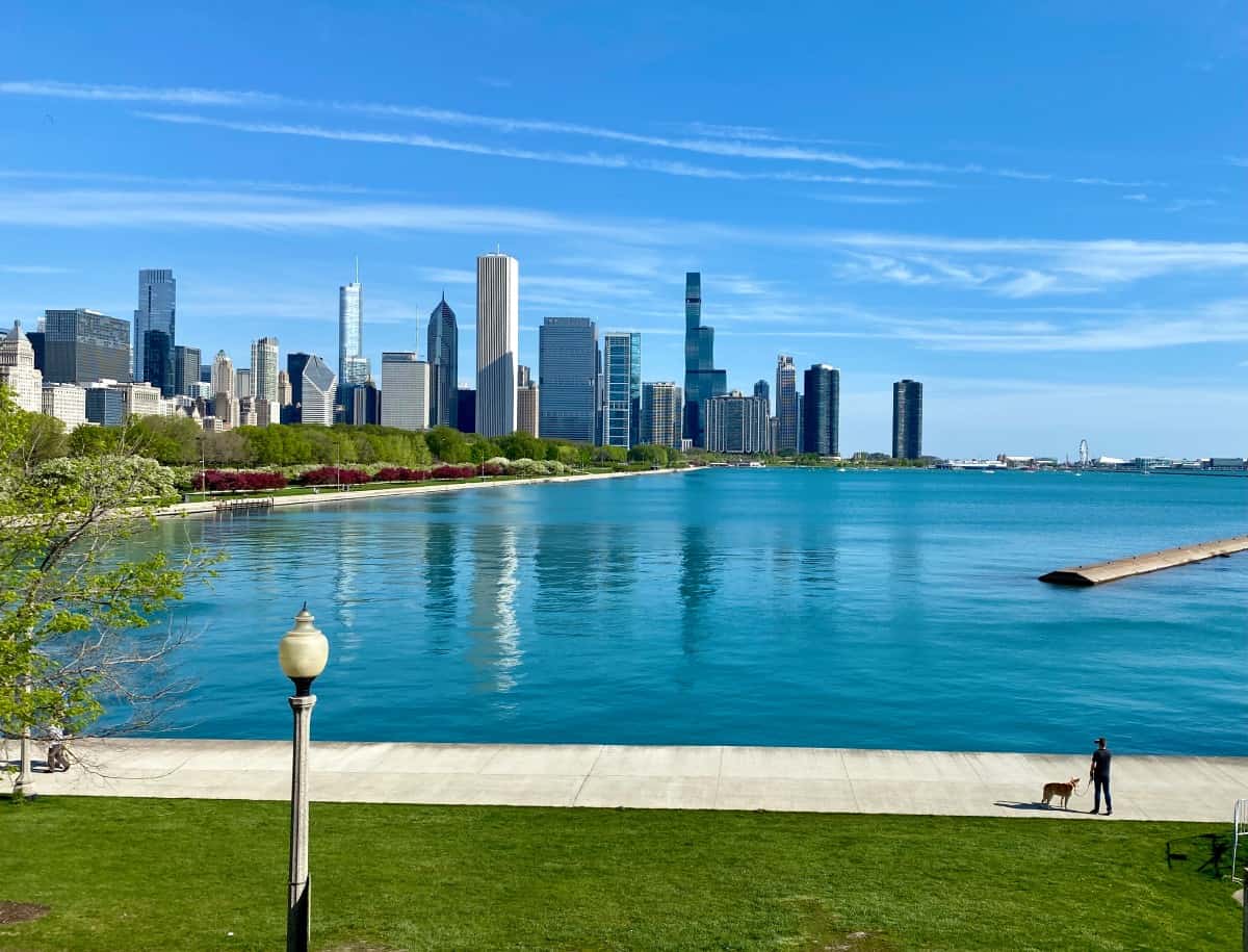 Want great Chicago horizon photos? Use these easy camera tricks for awesome city pictures.