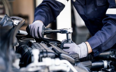 How does a Renault Distribution Centre work? Learn how they deliver car parts to you quickly.
