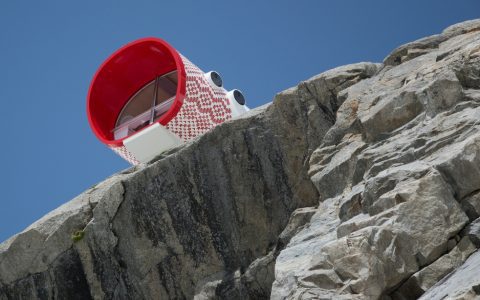 What is bivacco pasqualetti all about? Get a simple guide to this amazing mountain hut.