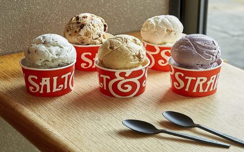 Cool ice cream shop design ideas? Get these top tips for a sweet and inviting store look!