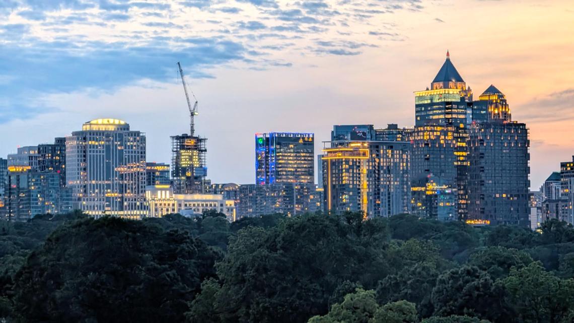 Your Guide to 1072 West Peachtree: Everything Covered! (From cool amenities to whats nearby in the city).