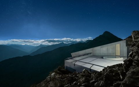 What is alpes architecture all about? (Learn its cool mountain style and see great designs!)