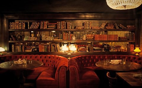 Speakeasy Design Style: How to Nail the Vintage Vibe