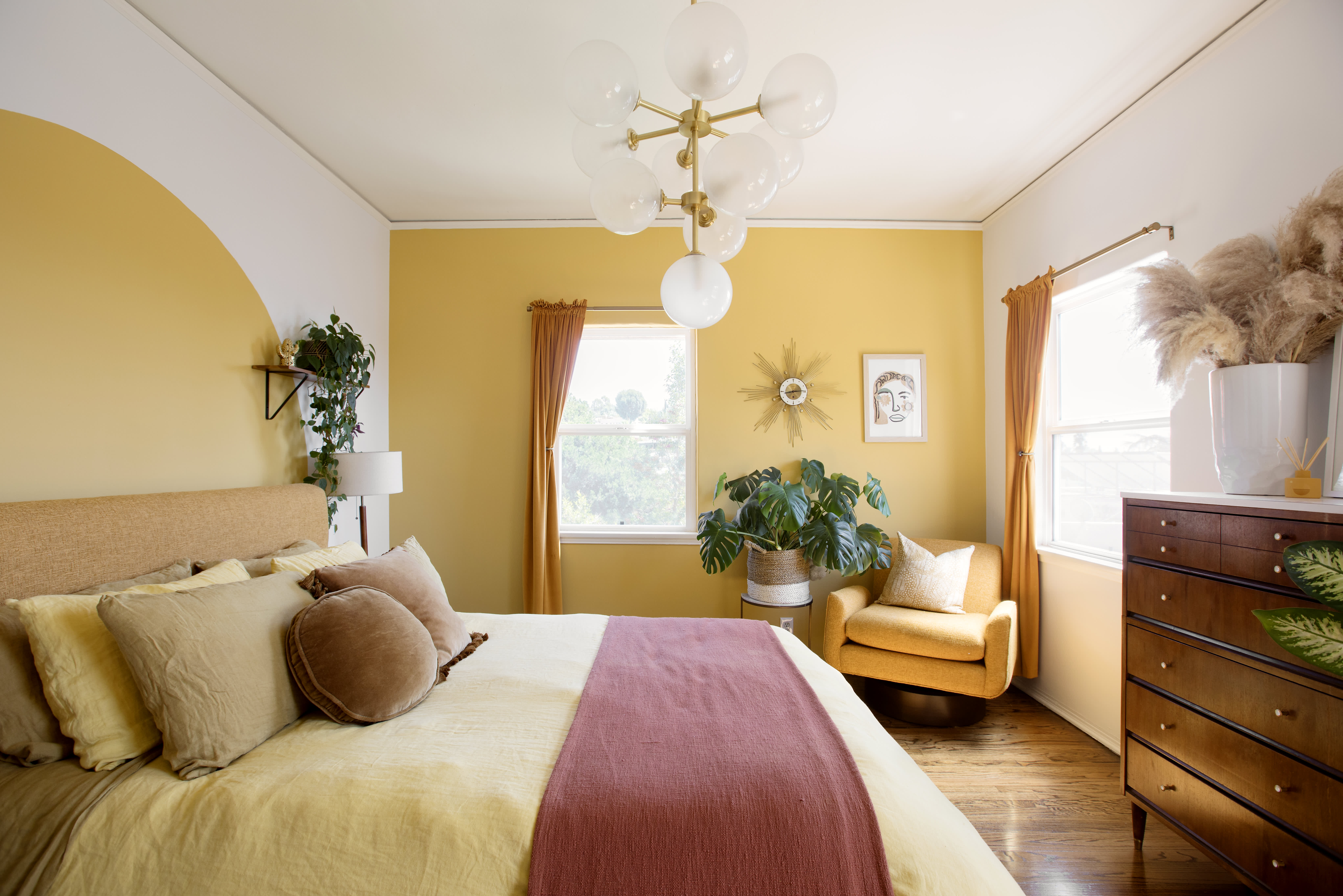 How to pick the best skinny chair? Find the perfect one for your small room now!