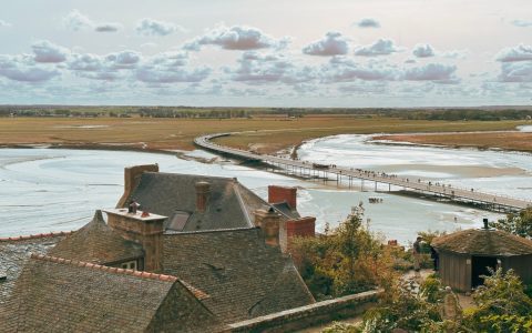 Why Pont-Passerelle du Mont Saint-Michel Is Amazing: Top 3 Facts