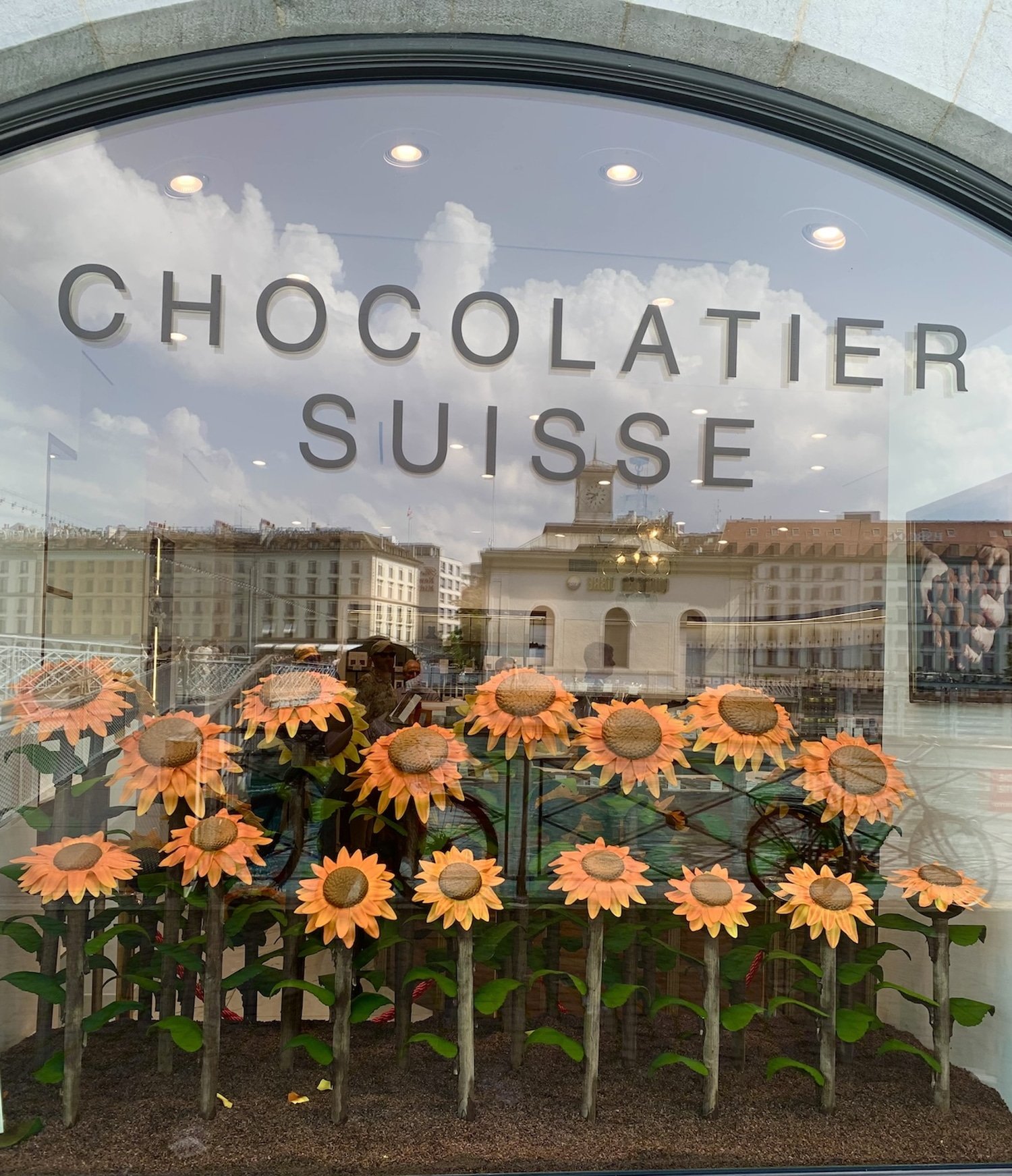 Which chocolate architecture techniques are easiest to learn? (Start your sweet building journey with these tips!)