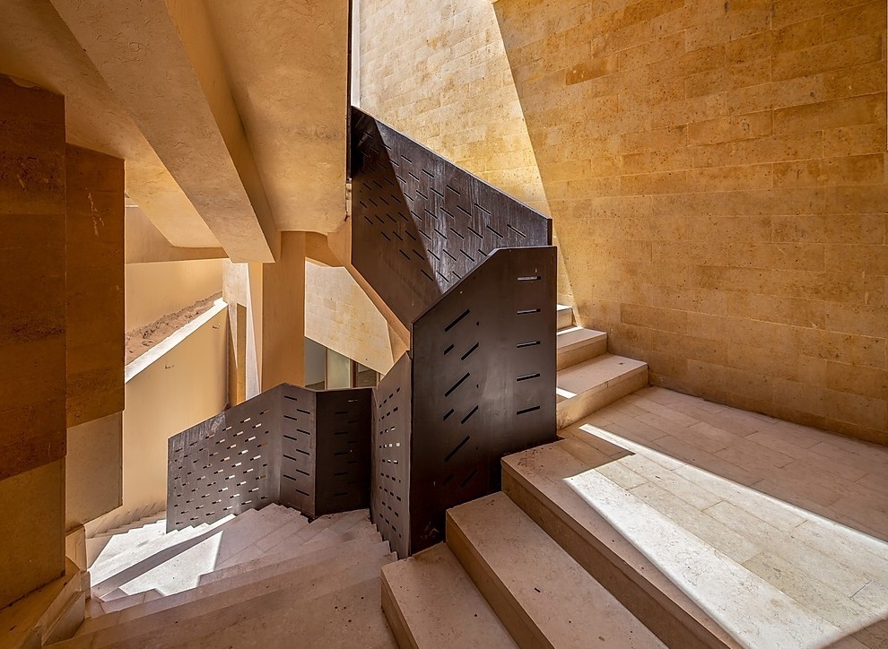 What is contemporary Egyptian architecture (Simple explanation today)