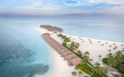 Find Cheap Stilt Hotels: 5 Smart Ways to Save on Your Water Villa