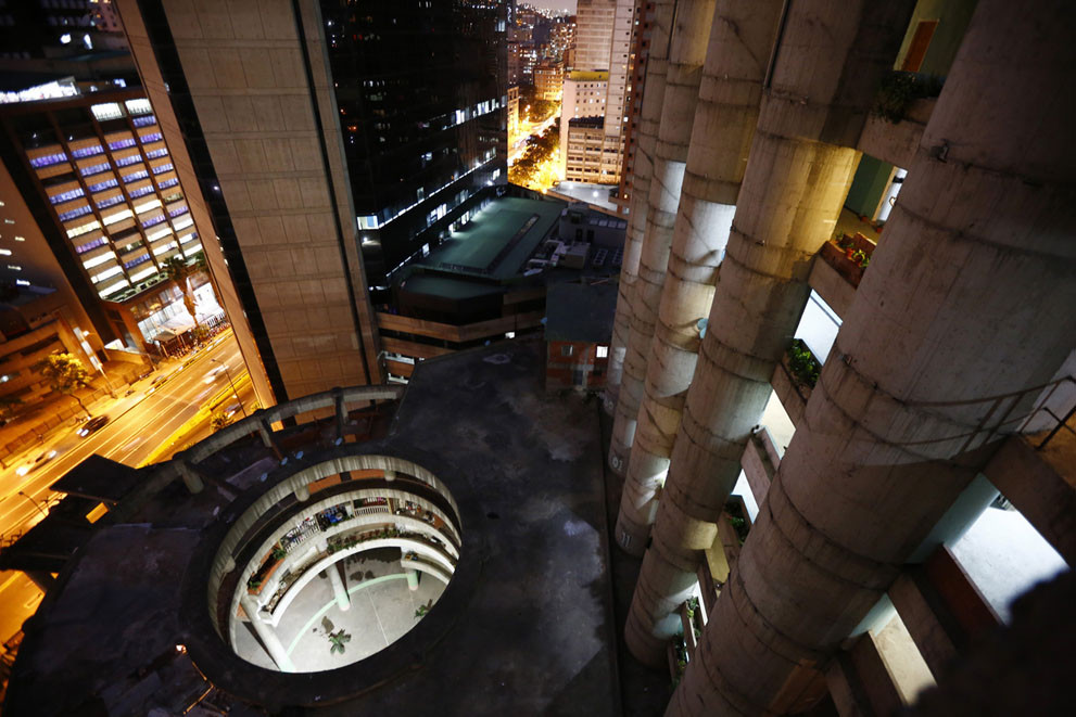 inside caracas torre david tower (photos and stories from the urban landmark)