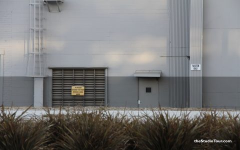 How to Tour Google Playa Vista Spruce Goose Office: Find Best Visit Times Now!