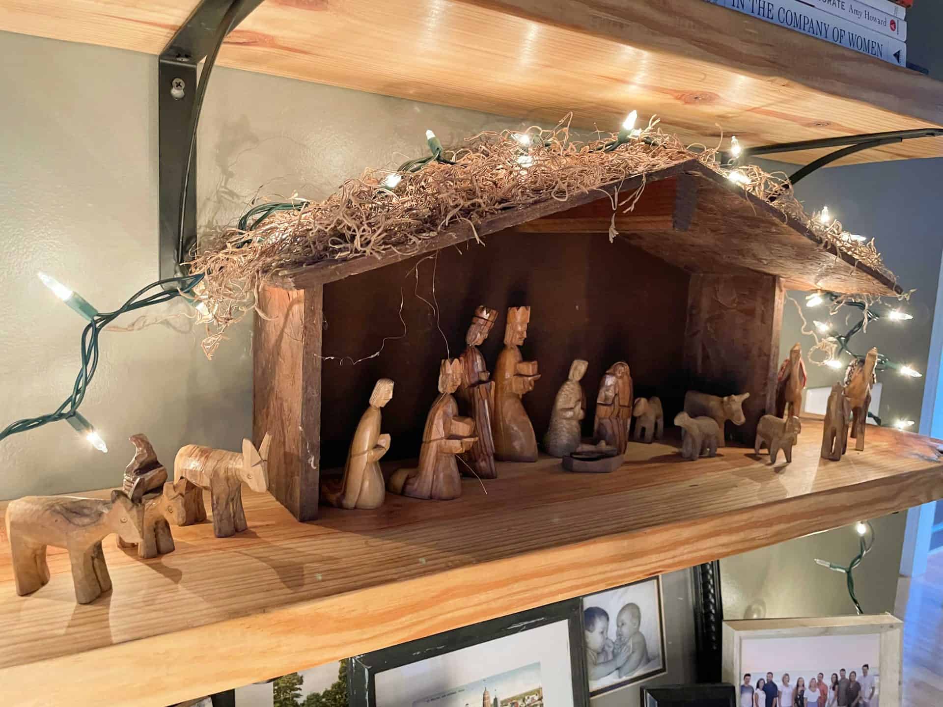 Minimalist Manger Scene on Budget Affordable Tips for Gorgeous Display