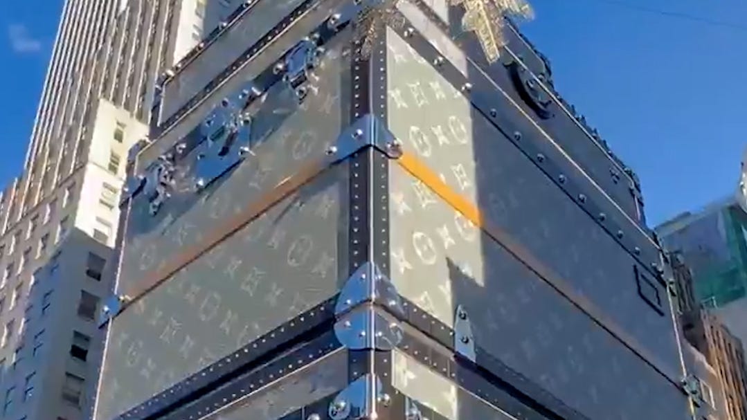 What to expect at Louis Vuitton store NYC luggage? (Store locations and new arrivals)