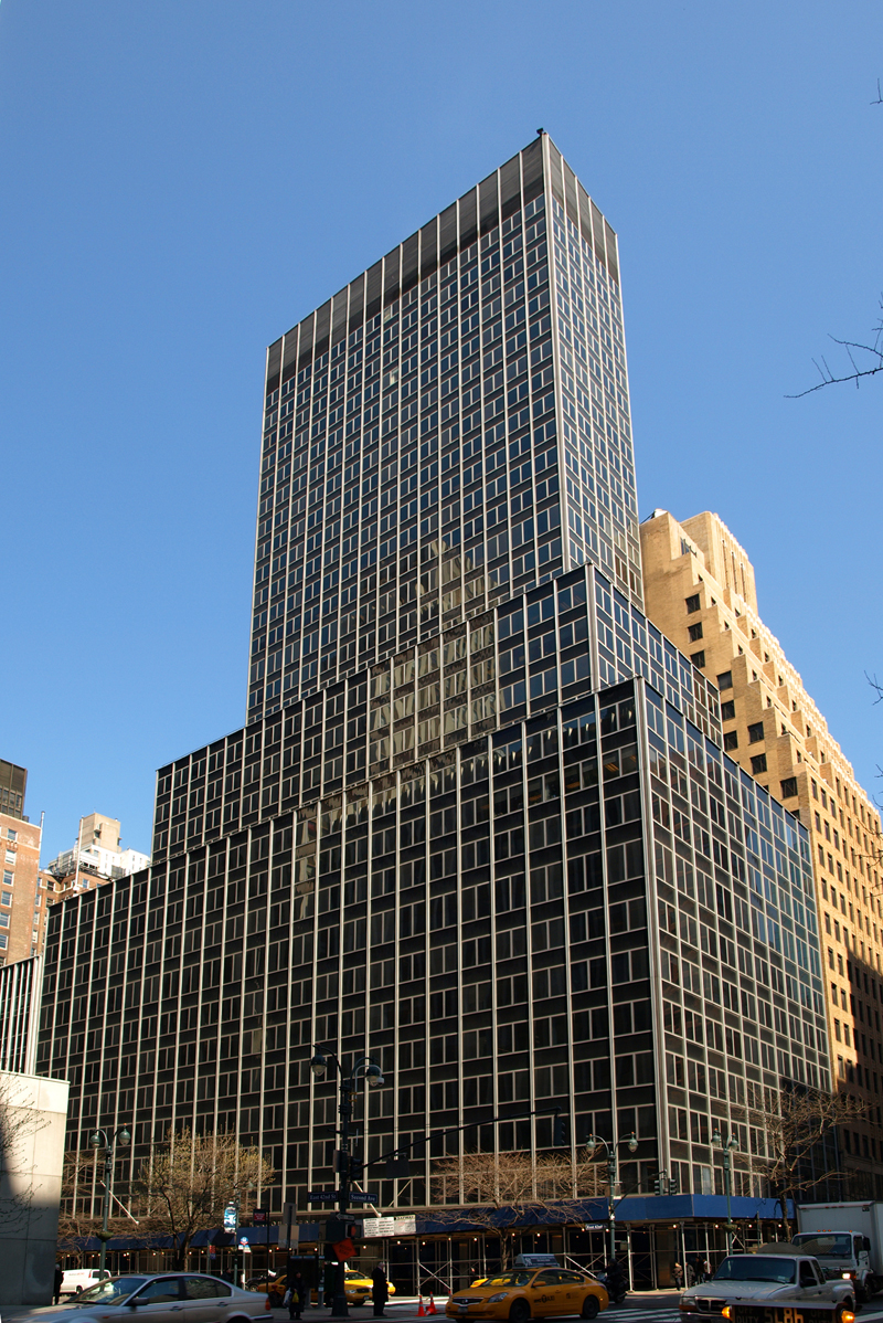 Pfizer Building NYC Skyline How Tall It Stands in Manhattan