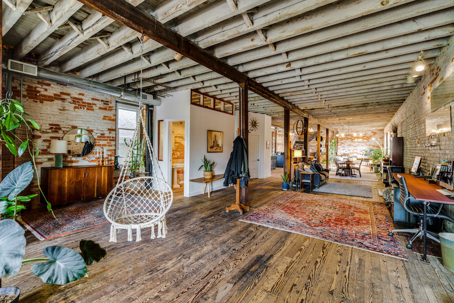 Where find warehouse converted homes near me? Best cities and sites listed now!