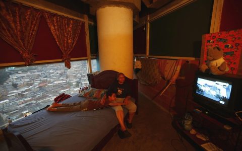 What is Torre David Caracas? (Learn its famous story and facts now)