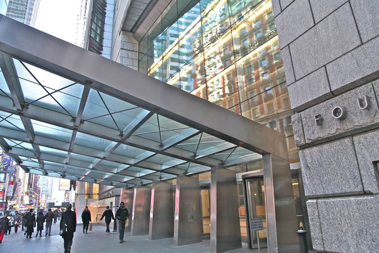 Where is Conde Nast Building NYC? Location and Visiting Tips Explored