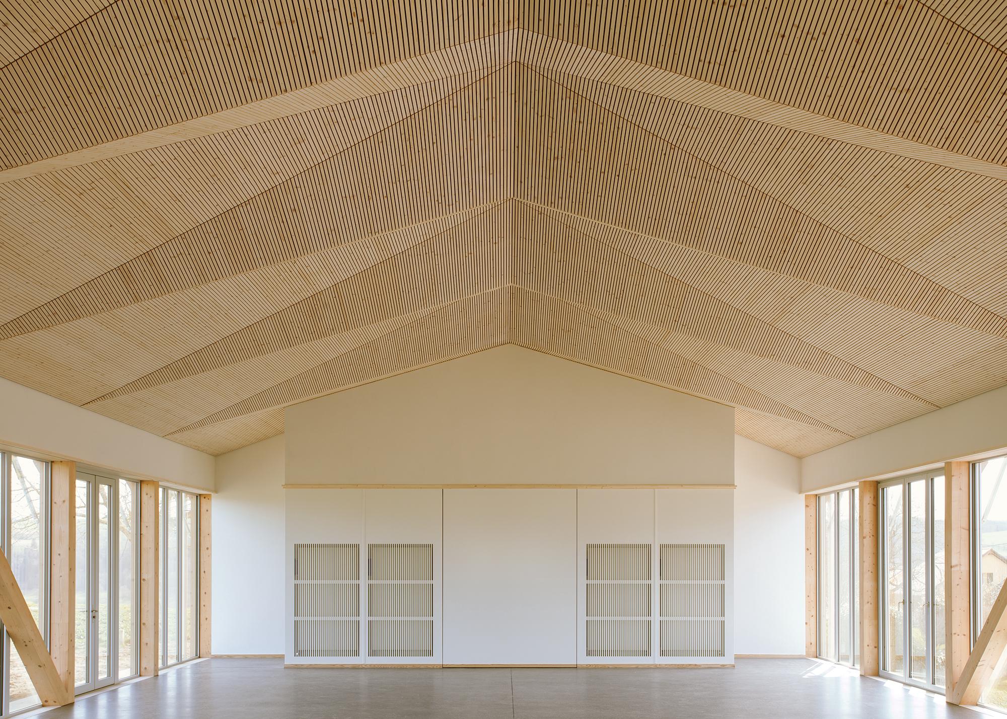 How to build community hall architecture: Simple tips for amazing spaces.