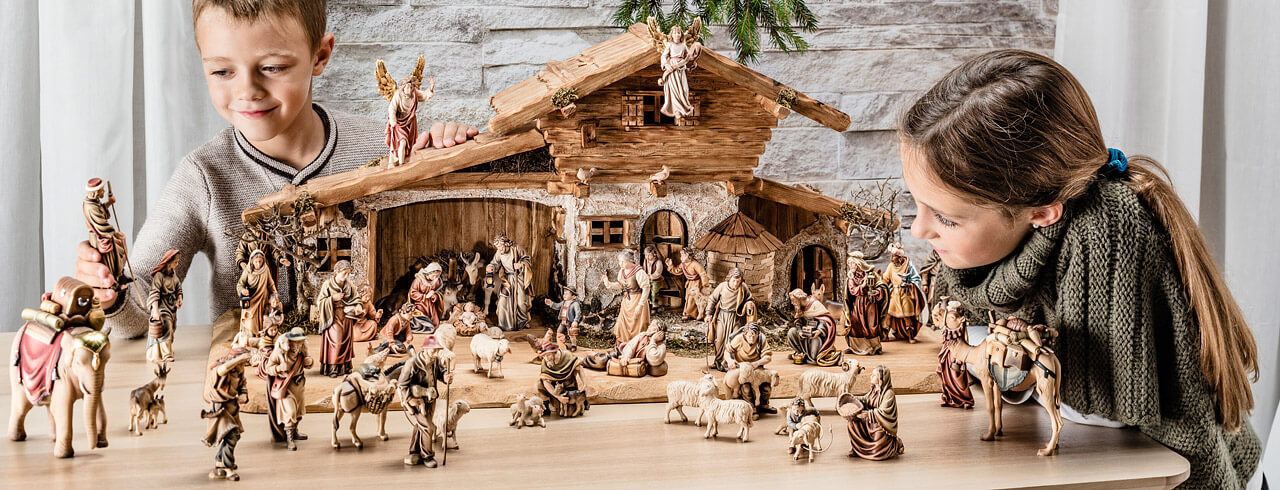Minimalist nativity sets how to choose? Pick the right one size.