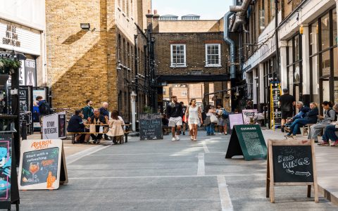 One Poultry London guide: Things to know before you go and explore.