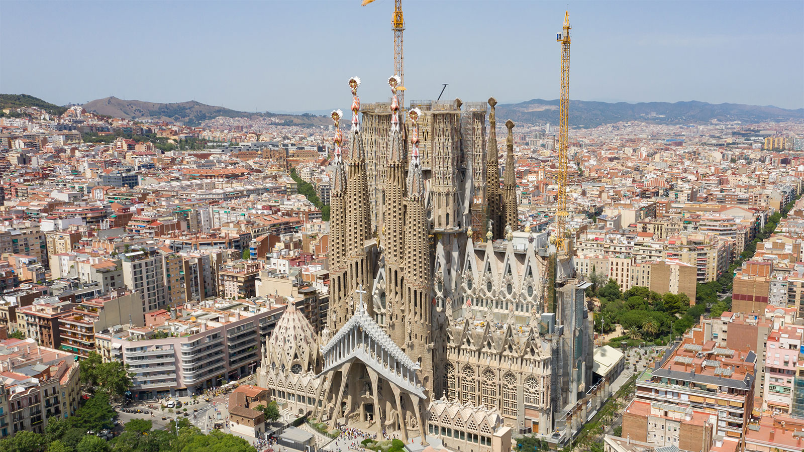 How Long Has Sagrada Familia Been Under Construction? Unfinished for Over 140 Years Now!
